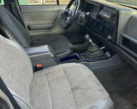 Синій Джип Cherokee, об'ємом двигуна 2.5 л та пробігом 371 тис. км за 3600 $, фото 6 на Automoto.ua