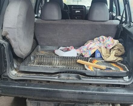 Синій Джип Cherokee, об'ємом двигуна 0 л та пробігом 179 тис. км за 3100 $, фото 4 на Automoto.ua