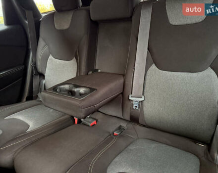 Джип Cherokee 2014 у Дніпро (Дніпропетровську) на Automoto.ua Синій Джип Cherokee, об'ємом двигуна 2.36 л та пробігом 199 тис. км за 10499 $, фото 13 на Automoto.ua