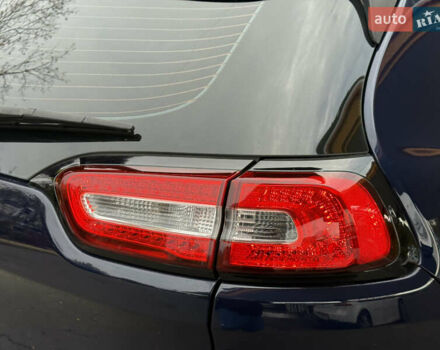 Джип Cherokee 2014 у Дніпро (Дніпропетровську) на Automoto.ua Синій Джип Cherokee, об'ємом двигуна 2.36 л та пробігом 199 тис. км за 10499 $, фото 27 на Automoto.ua