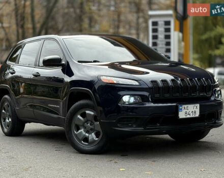 Джип Cherokee 2014 у Дніпро (Дніпропетровську) на Automoto.ua Синій Джип Cherokee, об'ємом двигуна 2.36 л та пробігом 199 тис. км за 10499 $, фото 6 на Automoto.ua
