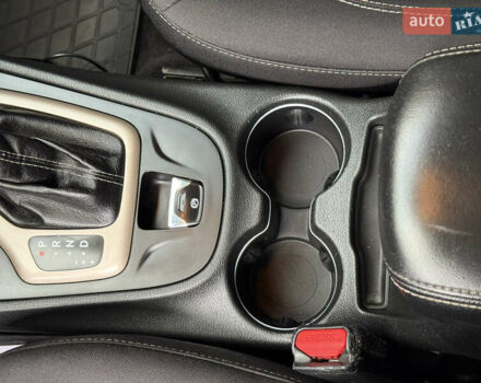 Джип Cherokee 2014 у Дніпро (Дніпропетровську) на Automoto.ua Синій Джип Cherokee, об'ємом двигуна 2.36 л та пробігом 199 тис. км за 10499 $, фото 51 на Automoto.ua