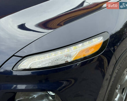 Джип Cherokee 2014 у Дніпро (Дніпропетровську) на Automoto.ua Синій Джип Cherokee, об'ємом двигуна 2.36 л та пробігом 199 тис. км за 10499 $, фото 14 на Automoto.ua