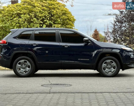 Джип Cherokee 2014 у Дніпро (Дніпропетровську) на Automoto.ua Синій Джип Cherokee, об'ємом двигуна 2.36 л та пробігом 199 тис. км за 10499 $, фото 5 на Automoto.ua