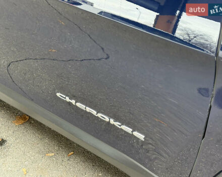 Джип Cherokee 2014 у Дніпро (Дніпропетровську) на Automoto.ua Синій Джип Cherokee, об'ємом двигуна 2.36 л та пробігом 199 тис. км за 10499 $, фото 32 на Automoto.ua