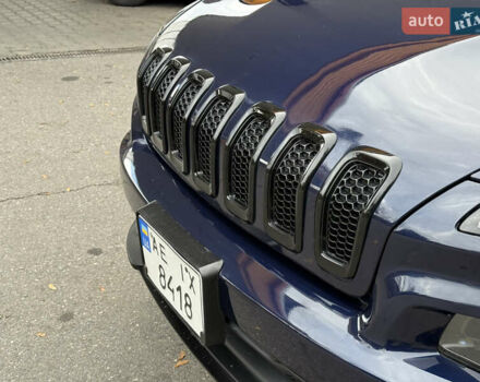 Джип Cherokee 2014 у Дніпро (Дніпропетровську) на Automoto.ua Синій Джип Cherokee, об'ємом двигуна 2.36 л та пробігом 199 тис. км за 10499 $, фото 16 на Automoto.ua