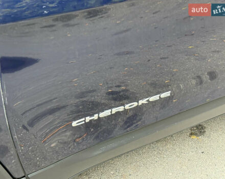 Джип Cherokee 2014 у Дніпро (Дніпропетровську) на Automoto.ua Синій Джип Cherokee, об'ємом двигуна 2.36 л та пробігом 199 тис. км за 10499 $, фото 19 на Automoto.ua