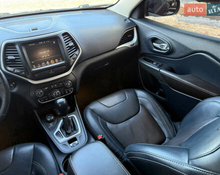 Синій Джип Cherokee, об'ємом двигуна 3.24 л та пробігом 185 тис. км за 13500 $, фото 56 на Automoto.ua