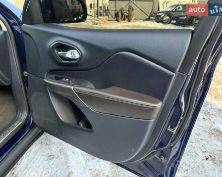 Синій Джип Cherokee, об'ємом двигуна 3.24 л та пробігом 185 тис. км за 13500 $, фото 59 на Automoto.ua