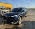 Синій Джип Cherokee, об'ємом двигуна 2 л та пробігом 212 тис. км за 16985 $, фото 1 на Automoto.ua