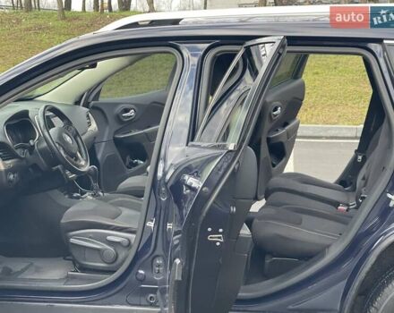 Синий Джип Чероки, объемом двигателя 3.24 л и пробегом 174 тыс. км за 11000 $, фото 15 на Automoto.ua