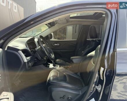 Синій Джип Cherokee, об'ємом двигуна 3.24 л та пробігом 184 тис. км за 13900 $, фото 27 на Automoto.ua