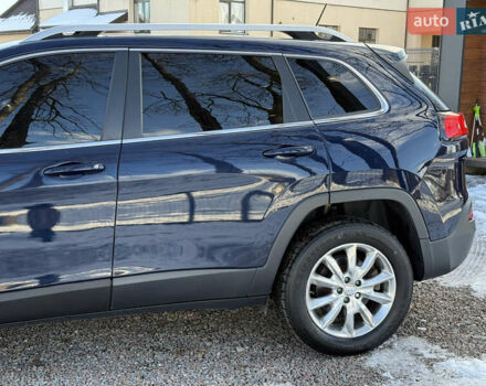 Синій Джип Cherokee, об'ємом двигуна 3.24 л та пробігом 185 тис. км за 13500 $, фото 6 на Automoto.ua
