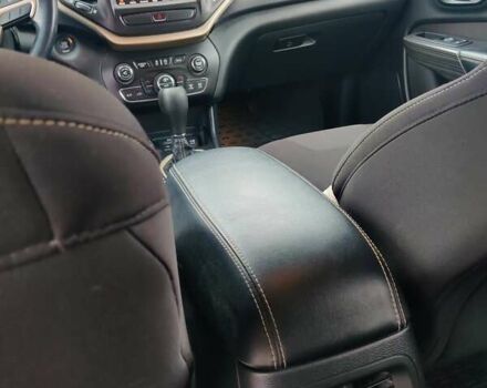 Синий Джип Чероки, объемом двигателя 3.24 л и пробегом 165 тыс. км за 15000 $, фото 15 на Automoto.ua