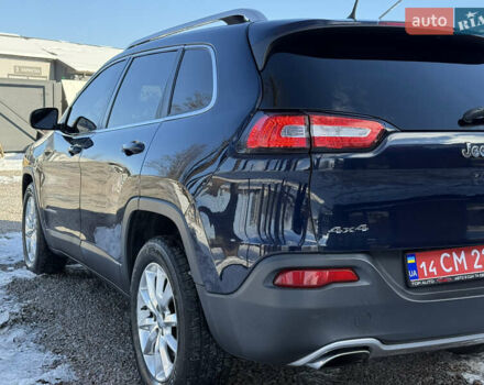 Синій Джип Cherokee, об'ємом двигуна 3.24 л та пробігом 185 тис. км за 13500 $, фото 10 на Automoto.ua