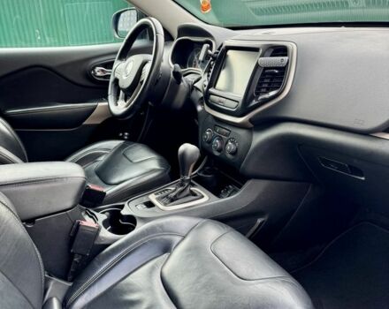 Синій Джип Cherokee, об'ємом двигуна 2.4 л та пробігом 75 тис. км за 14000 $, фото 12 на Automoto.ua