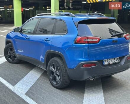 Джип Чероки 2017 в Киеве на Automoto.ua Синий Джип Чероки, объемом двигателя 2.36 л и пробегом 75 тыс. км за 15500 $, фото 1 на Automoto.ua