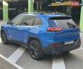 Джип Чероки 2017 в Киеве на Automoto.ua Синий Джип Чероки, объемом двигателя 2.36 л и пробегом 75 тыс. км за 15500 $, фото 7 на Automoto.ua