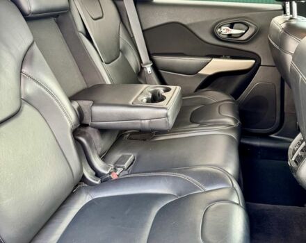 Синій Джип Cherokee, об'ємом двигуна 2.4 л та пробігом 75 тис. км за 14000 $, фото 13 на Automoto.ua