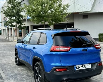 Синій Джип Cherokee, об'ємом двигуна 2.4 л та пробігом 75 тис. км за 14000 $, фото 3 на Automoto.ua