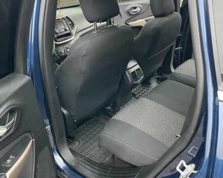 Синий Джип Чероки, объемом двигателя 2.36 л и пробегом 206 тыс. км за 13600 $, фото 21 на Automoto.ua