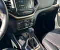 Джип Чероки 2018 в Киеве на Automoto.ua Синий Джип Чероки, объемом двигателя 3.24 л и пробегом 110 тыс. км за 13700 $, фото 39 на Automoto.ua