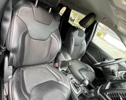 Синий Джип Чероки, объемом двигателя 3.24 л и пробегом 285 тыс. км за 15000 $, фото 6 на Automoto.ua