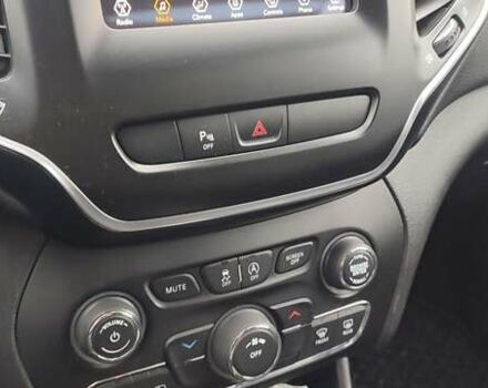 Синий Джип Чероки, объемом двигателя 2.4 л и пробегом 45 тыс. км за 17000 $, фото 4 на Automoto.ua