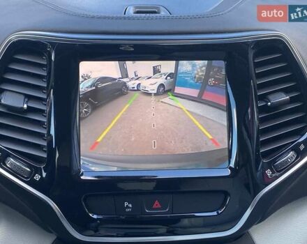 Джип Чероки 2019 в Виннице на Automoto.ua Синий Джип Чероки, объемом двигателя 3.24 л и пробегом 102 тыс. км за 18500 $, фото 14 на Automoto.ua