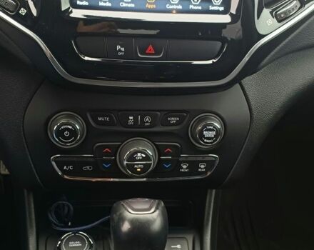 Синий Джип Чероки, объемом двигателя 3.2 л и пробегом 59 тыс. км за 25900 $, фото 6 на Automoto.ua