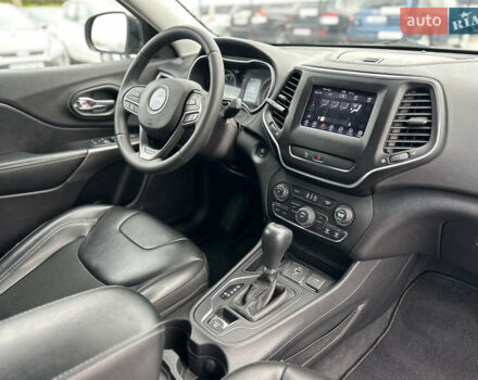 Синий Джип Чероки, объемом двигателя 2.36 л и пробегом 44 тыс. км за 16300 $, фото 26 на Automoto.ua