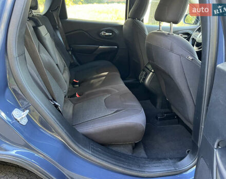 Синій Джип Cherokee, об'ємом двигуна 2.4 л та пробігом 162 тис. км за 14700 $, фото 33 на Automoto.ua