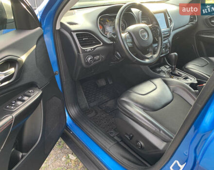 Синий Джип Чероки, объемом двигателя 3.2 л и пробегом 135 тыс. км за 22000 $, фото 12 на Automoto.ua