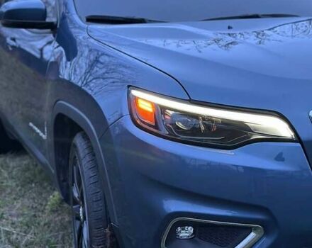 Синий Джип Чероки, объемом двигателя 2.36 л и пробегом 120 тыс. км за 16000 $, фото 2 на Automoto.ua