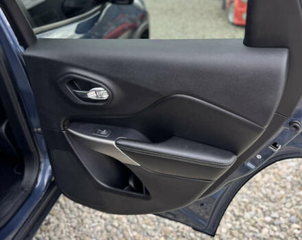 Синій Джип Cherokee, об'ємом двигуна 3.24 л та пробігом 111 тис. км за 21500 $, фото 31 на Automoto.ua