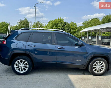 Синій Джип Cherokee, об'ємом двигуна 2.36 л та пробігом 184 тис. км за 17300 $, фото 6 на Automoto.ua