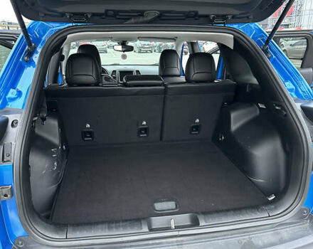 Синій Джип Cherokee, об'ємом двигуна 3.24 л та пробігом 142 тис. км за 18700 $, фото 19 на Automoto.ua