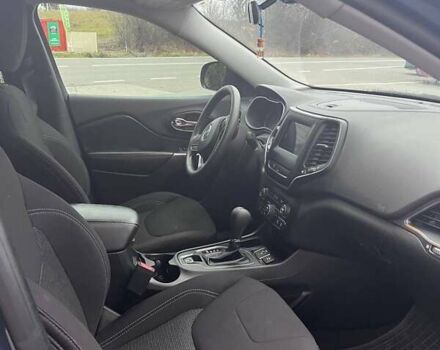 Синій Джип Cherokee, об'ємом двигуна 2.4 л та пробігом 102 тис. км за 15300 $, фото 19 на Automoto.ua