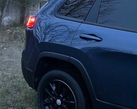 Синий Джип Чероки, объемом двигателя 2.36 л и пробегом 120 тыс. км за 16000 $, фото 4 на Automoto.ua