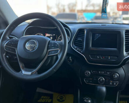 Джип Cherokee 2021 у Івано-Франківську на Automoto.ua Синій Джип Cherokee, об'ємом двигуна 2.36 л та пробігом 90 тис. км за 18500 $, фото 15 на Automoto.ua