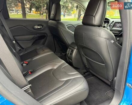 Джип Чероки 2021 в Виннице на Automoto.ua Синий Джип Чероки, объемом двигателя 2.36 л и пробегом 143 тыс. км за 16700 $, фото 43 на Automoto.ua