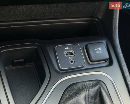 Джип Чероки 2021 в Бердичеве на Automoto.ua Синий Джип Чероки, объемом двигателя 3.2 л и пробегом 73 тыс. км за 21755 $, фото 50 на Automoto.ua