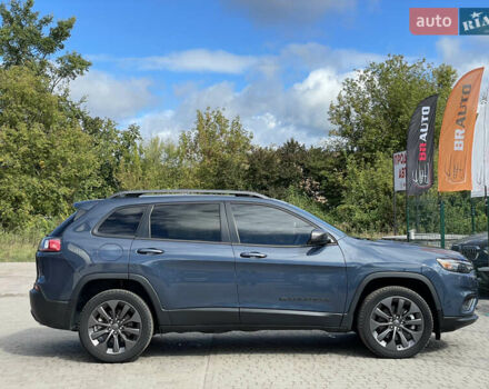 Джип Чероки 2021 в Бердичеве на Automoto.ua Синий Джип Чероки, объемом двигателя 3.2 л и пробегом 73 тыс. км за 21755 $, фото 20 на Automoto.ua