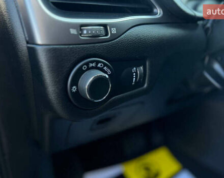 Джип Cherokee 2021 у Івано-Франківську на Automoto.ua Синій Джип Cherokee, об'ємом двигуна 2.36 л та пробігом 90 тис. км за 18500 $, фото 12 на Automoto.ua