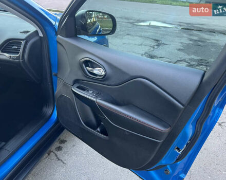 Синий Джип Чероки, объемом двигателя 3.2 л и пробегом 133 тыс. км за 21500 $, фото 34 на Automoto.ua
