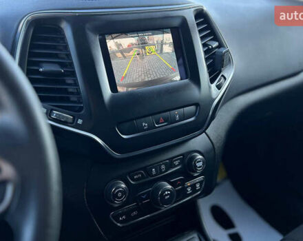 Джип Cherokee 2021 у Івано-Франківську на Automoto.ua Синій Джип Cherokee, об'ємом двигуна 2.36 л та пробігом 90 тис. км за 18500 $, фото 17 на Automoto.ua