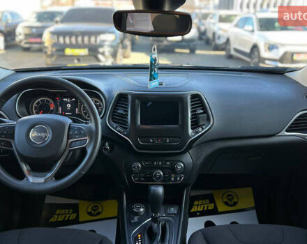 Джип Cherokee 2021 у Івано-Франківську на Automoto.ua Синій Джип Cherokee, об'ємом двигуна 2.36 л та пробігом 90 тис. км за 18500 $, фото 16 на Automoto.ua