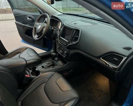 Синий Джип Чероки, объемом двигателя 3.2 л и пробегом 133 тыс. км за 20000 $, фото 26 на Automoto.ua