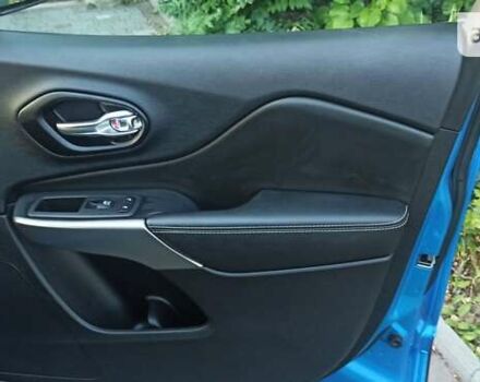 Синий Джип Чероки, объемом двигателя 3.2 л и пробегом 40 тыс. км за 22500 $, фото 38 на Automoto.ua