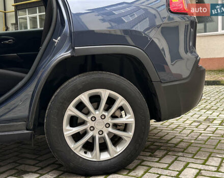 Синий Джип Чероки, объемом двигателя 2.36 л и пробегом 56 тыс. км за 18499 $, фото 27 на Automoto.ua